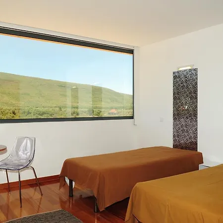Albergue Hi - De Juventude Alvados