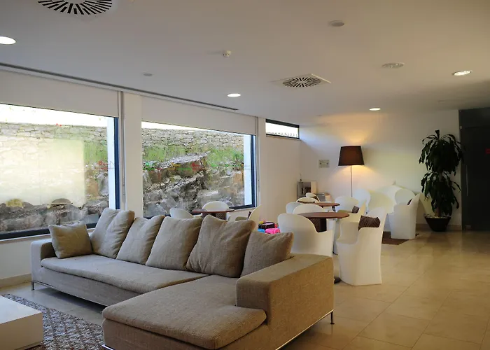 Hi - De Juventude Alvados