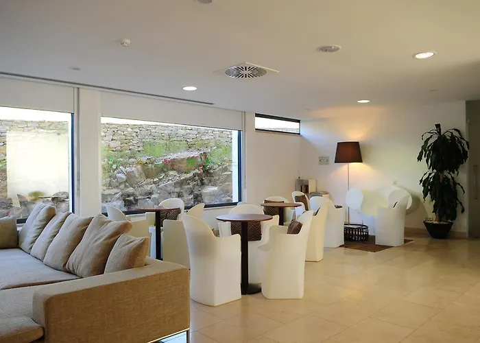 Hi - De Juventude Albergue Alvados